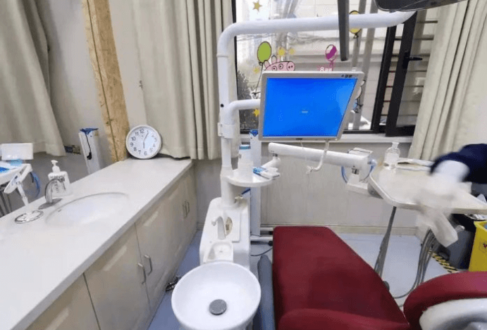 郑州德韩口腔诊疗仪器