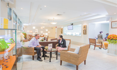 济南拨牙整容医院排名前十强权威发布,济南悦颜医疗美容口碑+价格