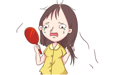 脂溢性脱发的症状有哪些？形成原因是？怎么恢复发量？