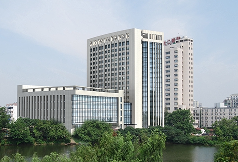 南京内切去眼袋哪些整形医院技术好？来看看榜单top4是哪几家！