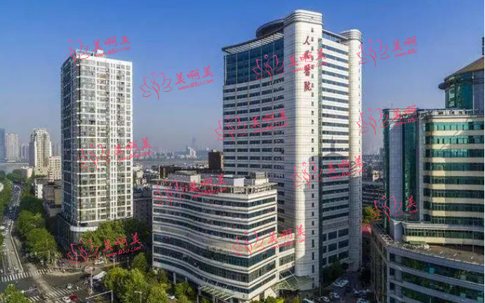 武汉磨骨瘦脸手术公立医院哪家强？下面这几家都是不错的选择！