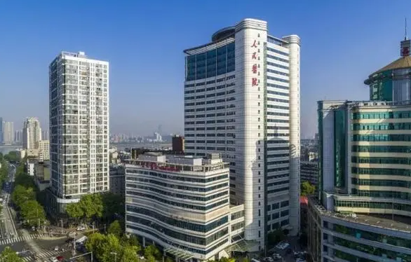 武汉市正规整形医院双眼皮整形技术排行榜揭晓！这四家人气爆棚！