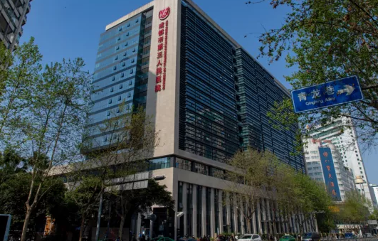成都哪家医院缩胸手术做得好？华西、省人民医院、市三院等值得推荐！