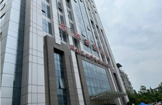 成都整形医院TOP5盘点：吸脂/隆鼻/眼综合首选这几家！