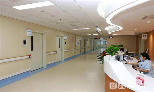 太原牙齿瓷贴面整形医院排行榜前八发布,太原恒伦口腔门诊部诊评价高